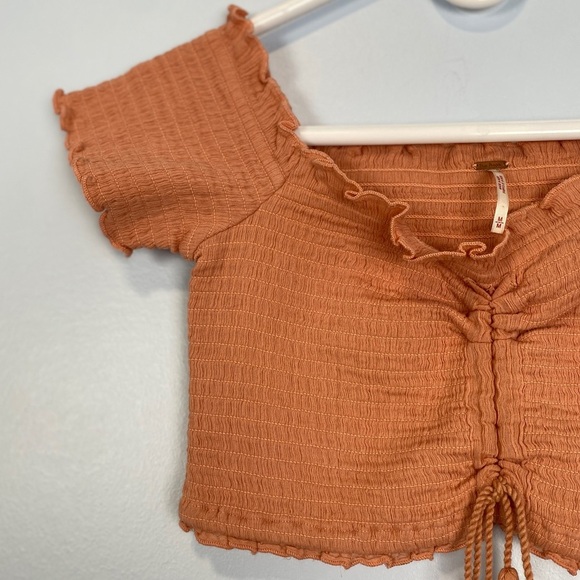 Free People It's A Cinch Crop Top 100% Cotton Smocked Sz Medium M Summer Casual - Picture 6 of 11